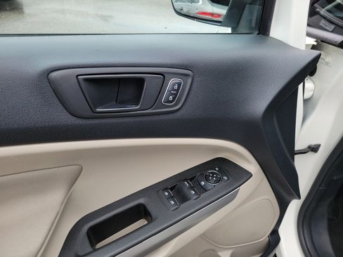 Used 2018 Ford EcoSport S image 6