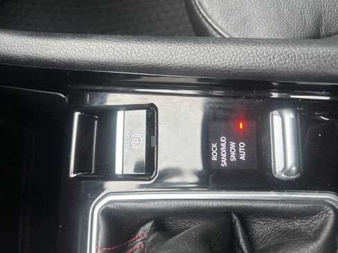 Used 2024 Jeep Compass Trailhawk AWD/4WD image 27