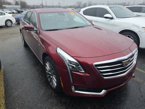 Used 2018 Cadillac CT6 Luxury image 3