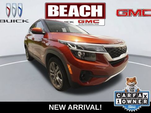 Used 2023 Kia Seltos S w/ Navigation Package FWD image 1