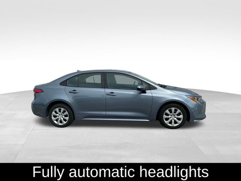 Used 2024 Toyota Corolla LE image 4
