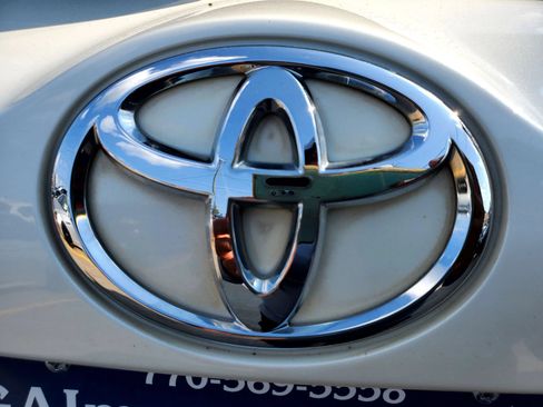 Used 2015 Toyota RAV4 Limited FWD image 14