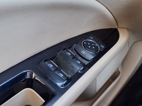 Used 2015 Ford Fusion SE w/ Equipment Group 202A image 23