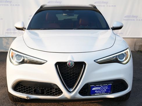 Used 2019 Alfa Romeo Stelvio Ti Sport w/ Quick Order Package 22S Sport image 6