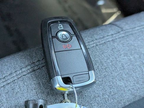 Certified 2025 Ford Bronco 4-Door image 27