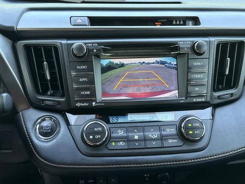 Used 2018 Toyota RAV4 SE w/ Power Extra Value Package FWD image 8