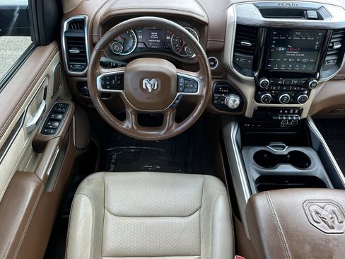 Used 2019 RAM 1500 Laramie AWD/4WD image 13