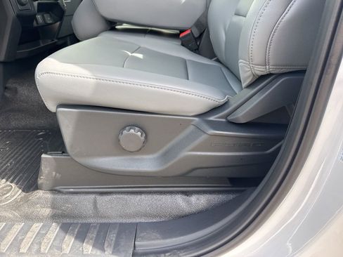 New 2026 Ford F550 2WD Regular Cab Super Duty image 10