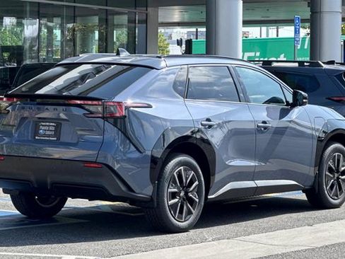New 2026 Subaru Solterra AWD/4WD image 4
