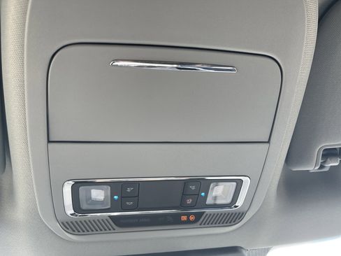 Used 2026 Ford F450 Lariat AWD/4WD image 31