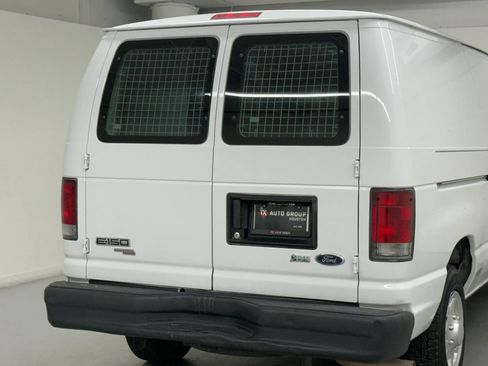 Used 2011 Ford E-150 and Econoline 150 w/ Commercial Cargo Van Pkg image 32