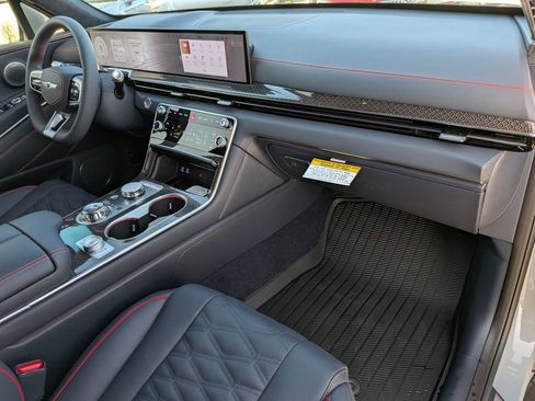 New 2026 Genesis GV80 3.5T e-SC image 32