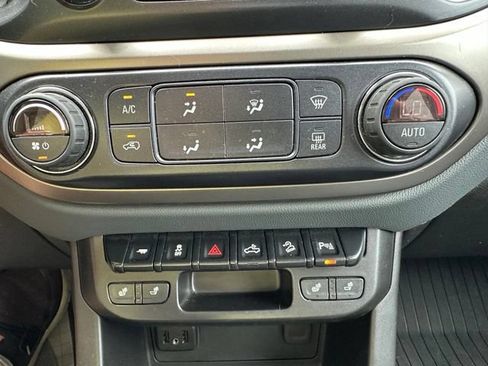 Used 2021 Chevrolet Colorado Z71 RWD image 22