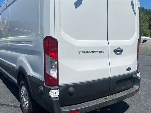 Used 2023 Ford Transit 250 Medium Roof w/ Load Area Protection Package RWD image 7