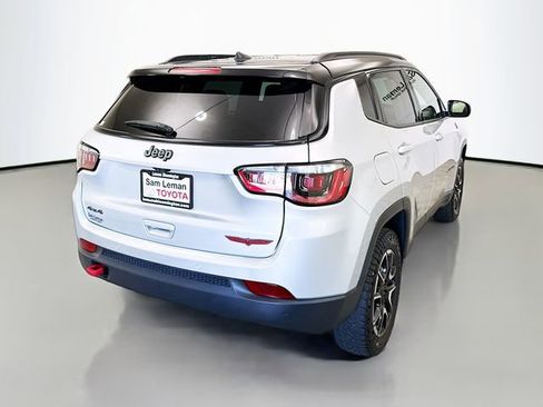Used 2024 Jeep Compass Trailhawk image 7
