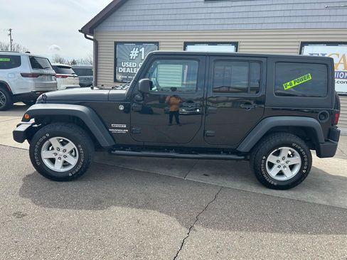 Used 2016 Jeep Wrangler Unlimited Sport w/ Quick Order Package 24S image 8