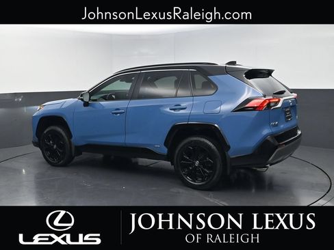 Used 2025 Toyota RAV4 XSE w/ Weather Package AWD/4WD image 7