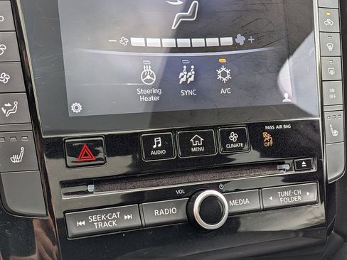 Used 2019 INFINITI QX50 Essential w/ Premium Heat Package AWD/4WD image 17
