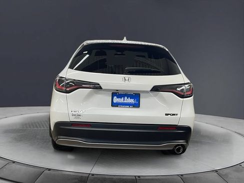 Certified 2025 Honda HR-V Sport image 4