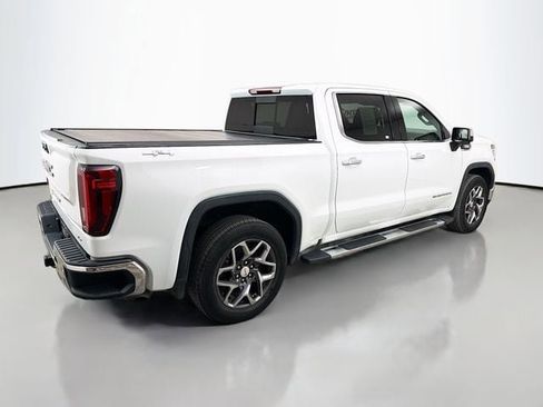Used 2022 GMC Sierra 1500 SLT w/ SLT Premium Plus Package AWD/4WD image 8