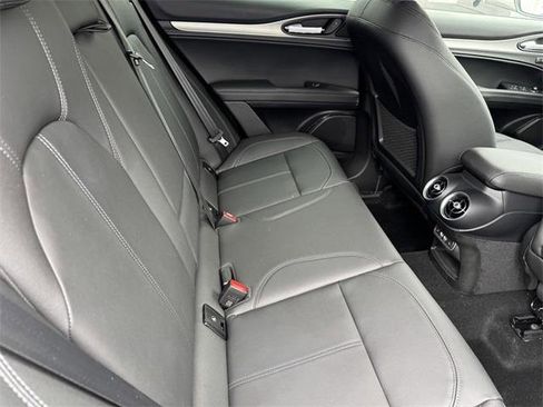 New 2025 Alfa Romeo Stelvio Sprint image 10