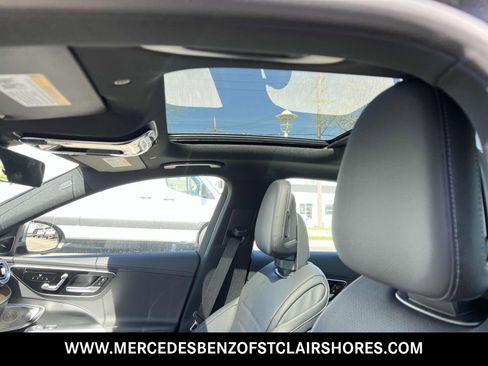 Used 2025 Mercedes-Benz C 300 4MATIC Sedan image 25