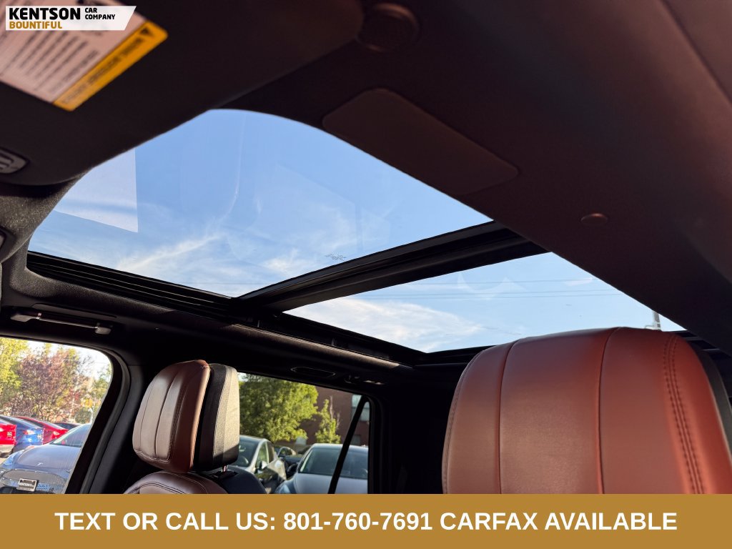 Used 2025 Lincoln Navigator Reserve AWD/4WD image 23