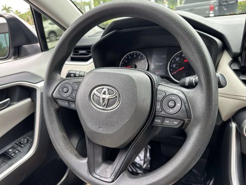 Used 2019 Toyota RAV4 XLE FWD image 55