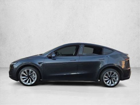 Used 2026 Tesla Model Y Long Range AWD/4WD image 8
