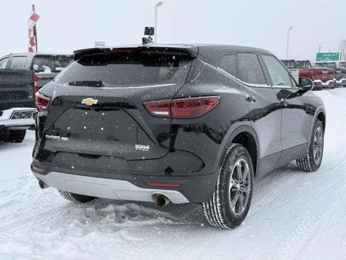 Certified 2025 Chevrolet Blazer LT image 5