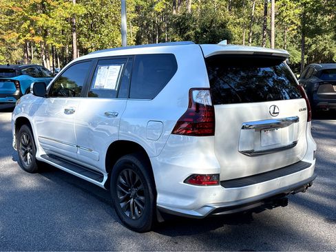 Used 2017 Lexus GX 460 image 35