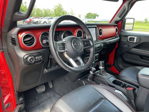 Used 2018 Jeep Wrangler Rubicon image 10