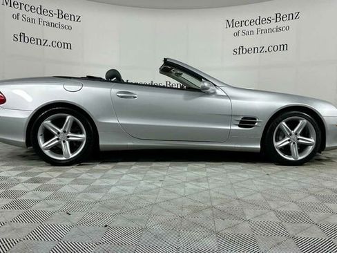 Used 2005 Mercedes-Benz SL 500 image 3