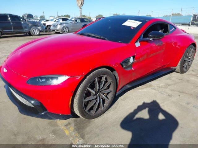 Used 2019 Aston Martin V8 Vantage Coupe RWD image 27