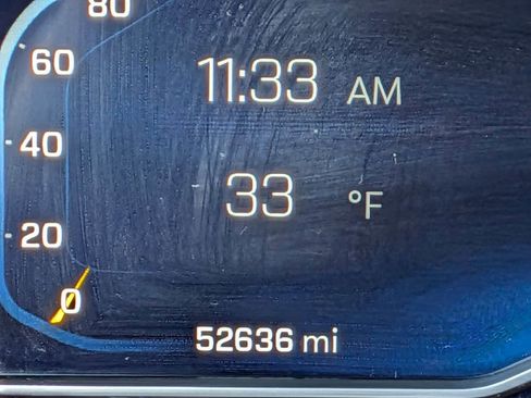 Used 2023 Chevrolet Tahoe Z71 w/ Luxury Package image 20