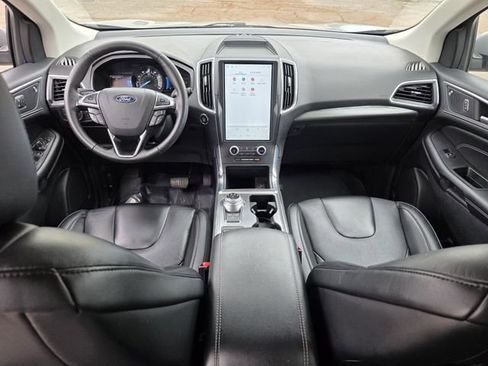 Certified 2022 Ford Edge Titanium image 8