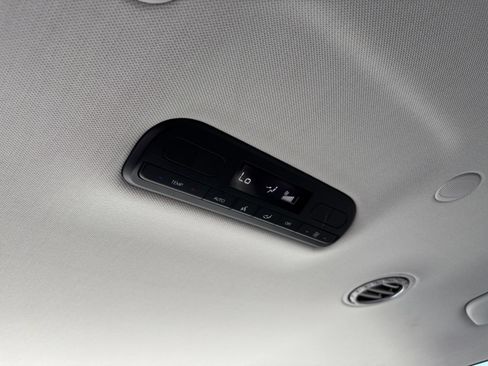 Used 2026 Hyundai Palisade SEL FWD image 25
