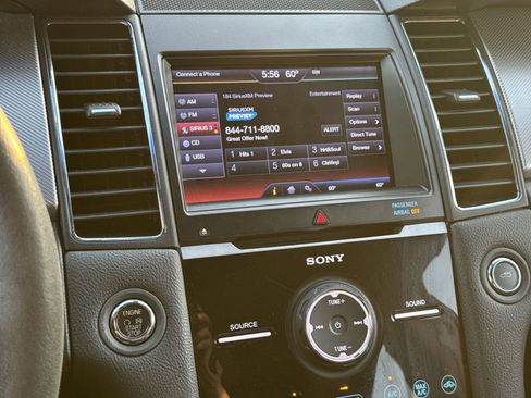 Used 2013 Ford Taurus SHO image 23