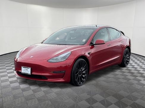 Used 2023 Tesla Model 3 Performance image 3