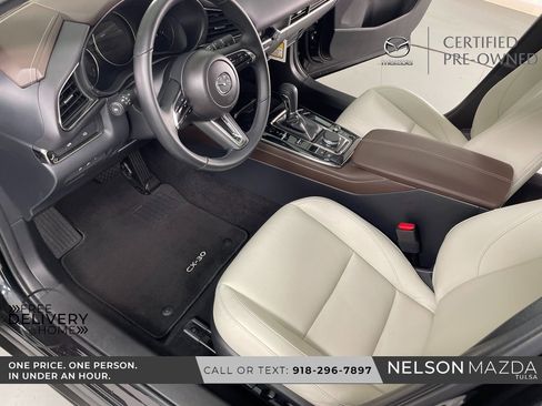 Used 2025 MAZDA CX-30 AWD 2.5 S w/ Premium Package image 21