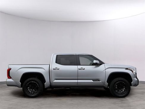 Used 2024 Toyota Tundra Platinum image 4