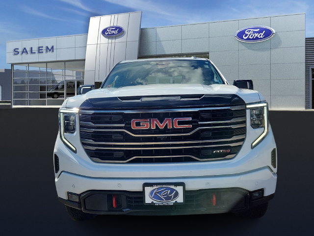 Used 2025 GMC Sierra 1500 AT4 w/ AT4 Premium Package AWD/4WD image 7