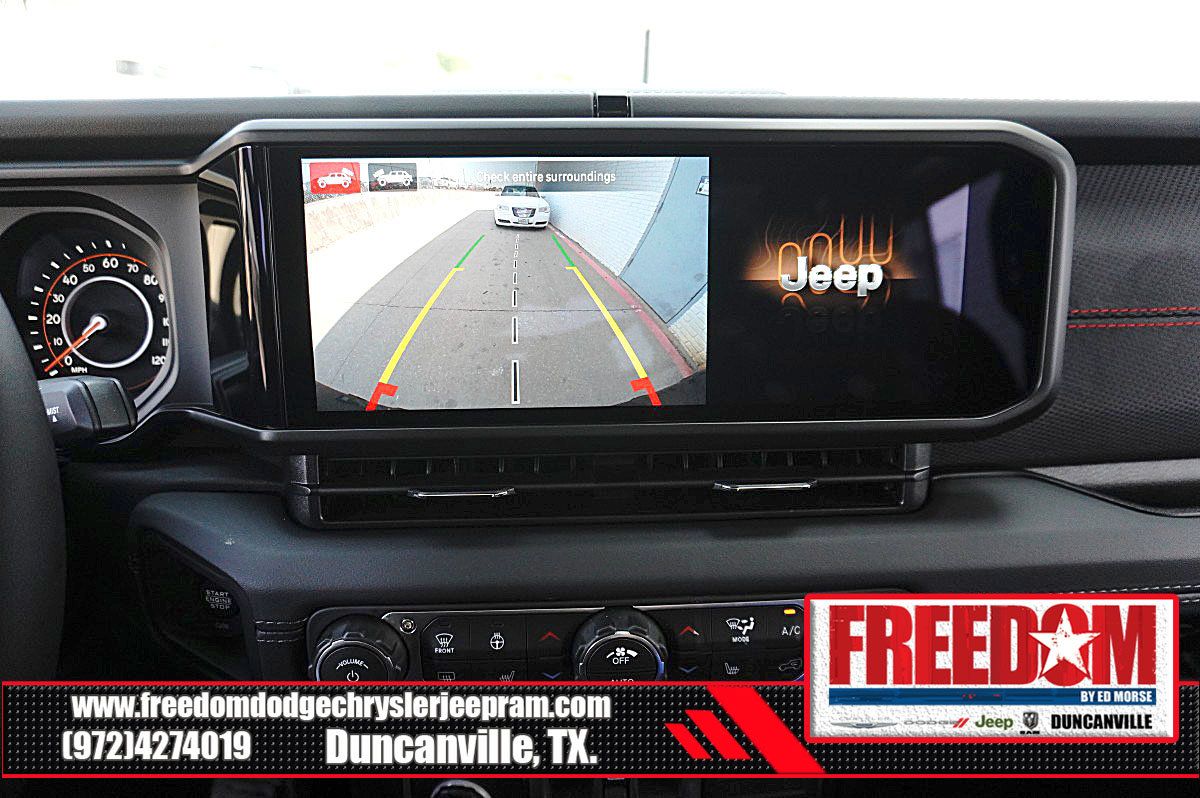 Used 2026 Jeep Wrangler Unlimited Rubicon AWD/4WD image 22