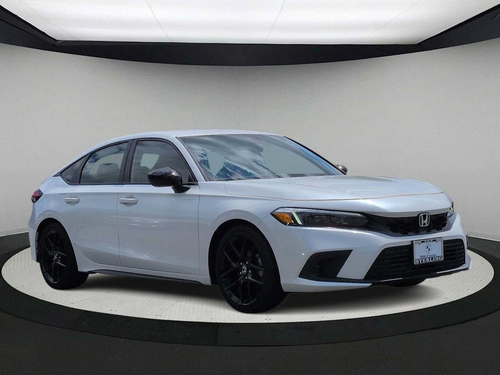 Used 2024 Honda Civic Sport image 2