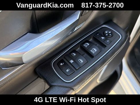 Used 2024 RAM 1500 Laramie RWD image 17