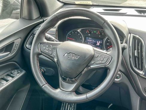 Used 2022 Chevrolet Equinox RS w/ LPO, Cargo Package FWD image 16