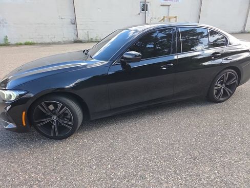 Used 2023 BMW 330i xDrive Sedan w/ Premium Package AWD/4WD image 6
