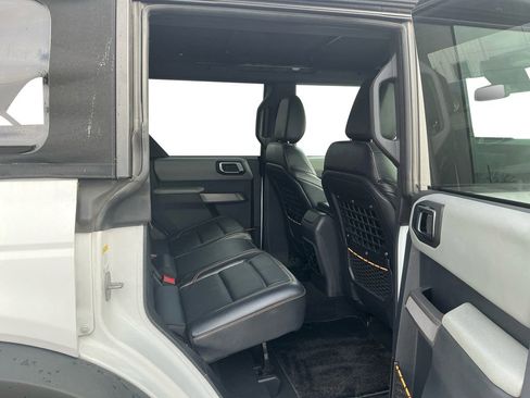Used 2022 Ford Bronco Badlands image 23