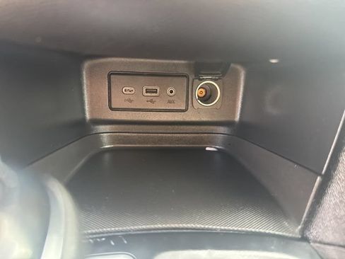 Used 2019 Chevrolet Equinox LT AWD/4WD image 19