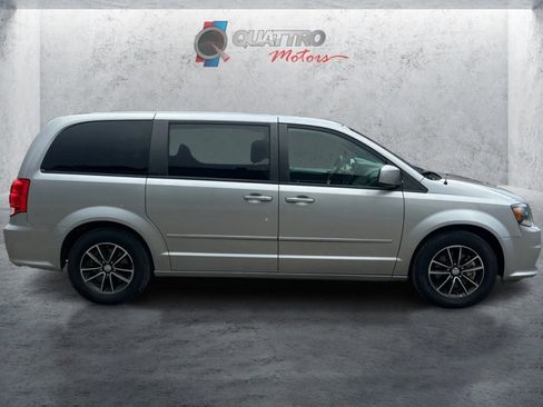 Used 2017 Dodge Grand Caravan GT image 7